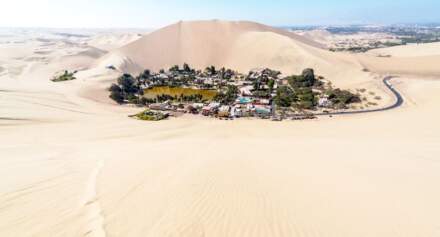Visitar La Laguna de Huacachina. Sandboard, buggies y parapente